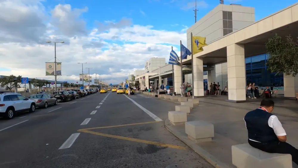 Аэропорт Элефтериос Венизелос