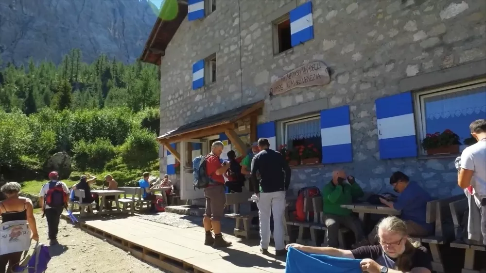 Приют Vendelli Hut