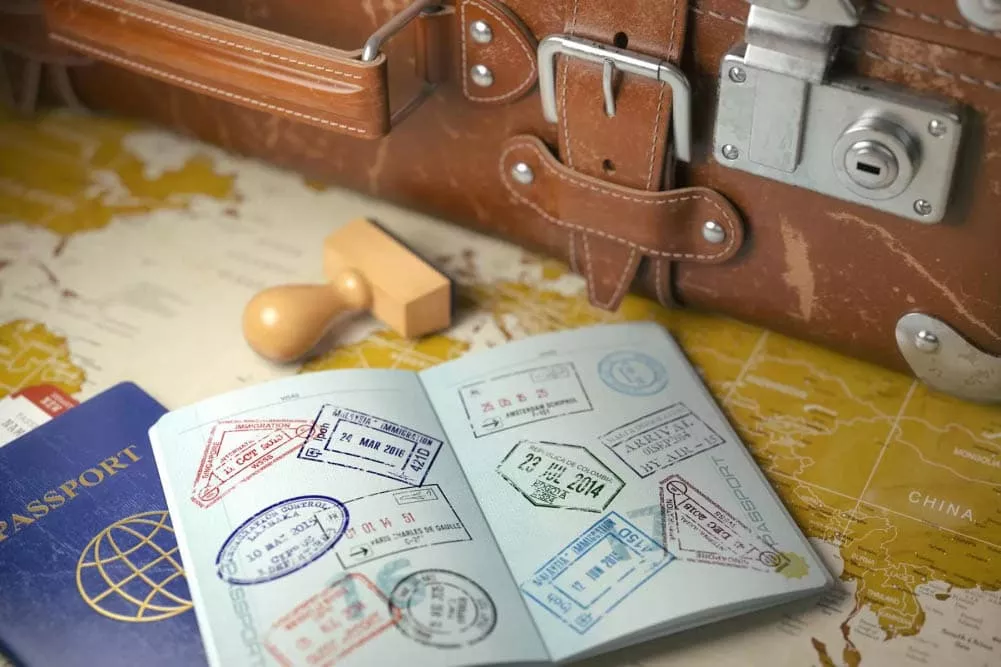 как получить билет для визы без оплаты