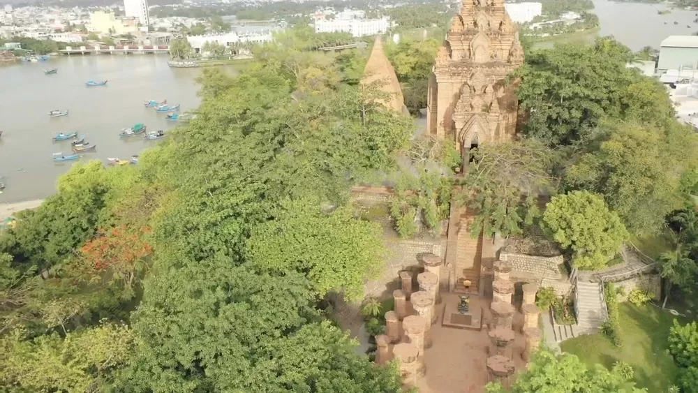 Чамские Башни Понагар