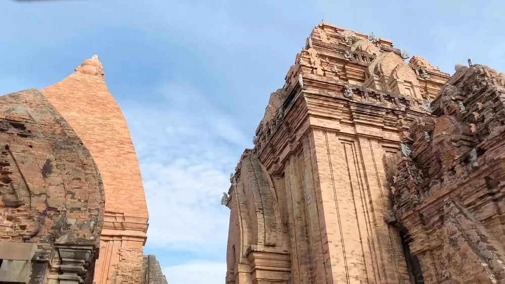 Чамские Башни