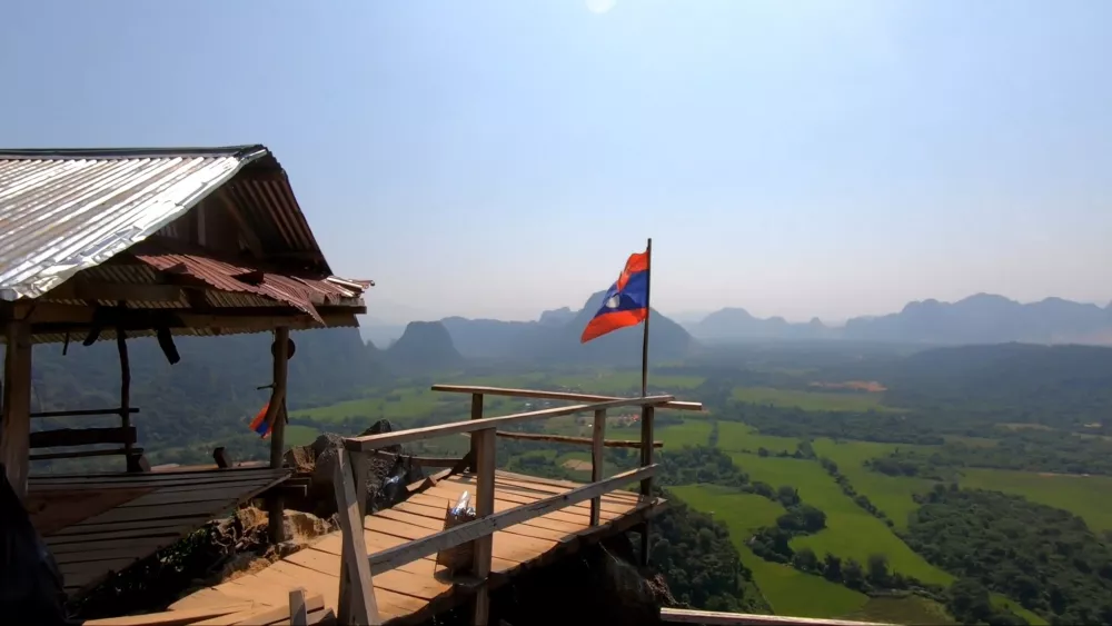 Добро пожаловать в Лаос!