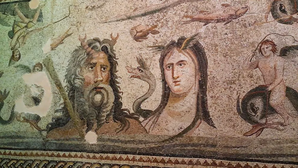 Экспонаты музея мозаики Зевгмы