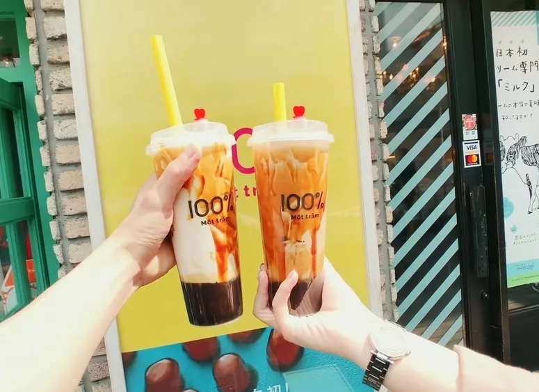 Фруктовые молочные коктейли с шоколадом