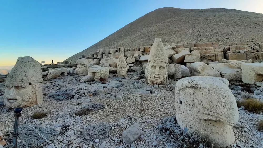 Гора Немрут