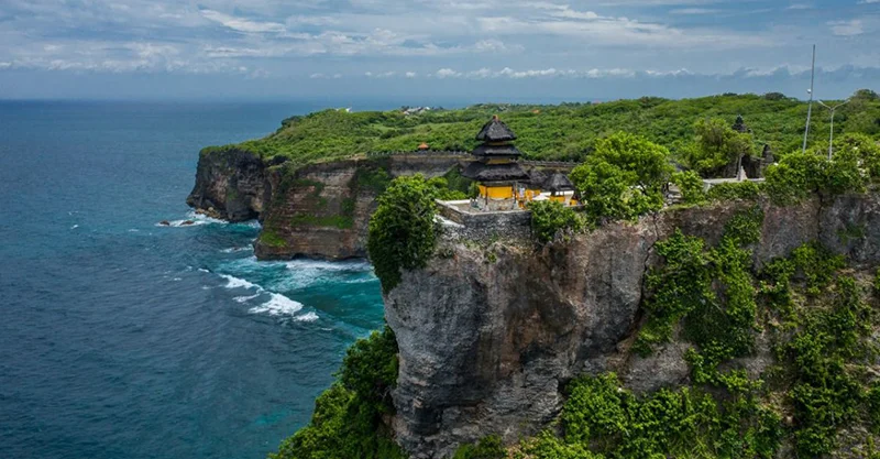 Храм Улувату