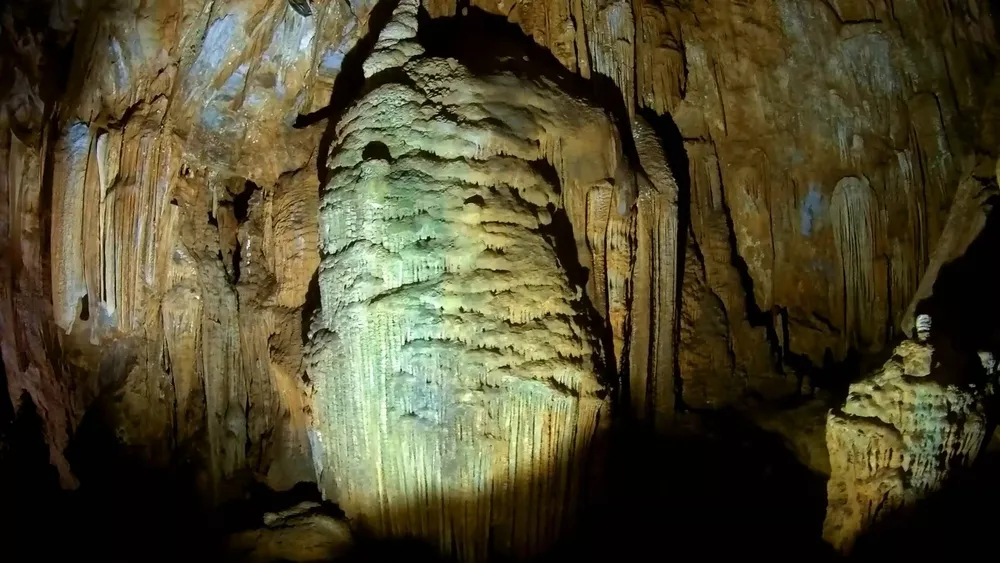 Какую пещеру выбрать?