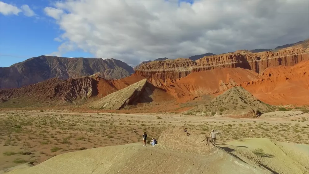 Кальчаки — долина в северо-западном регионе Аргентины