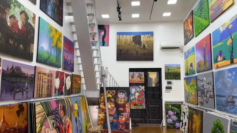 Художественная мастерская в Мандалае