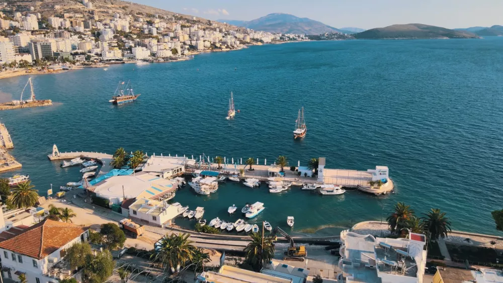 Когда лучше ехать в Албанию?