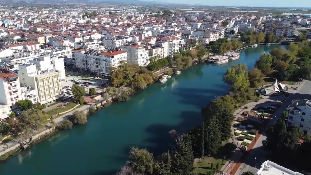 Манавгат (Турция) - панорама города с высоты птичьего полета