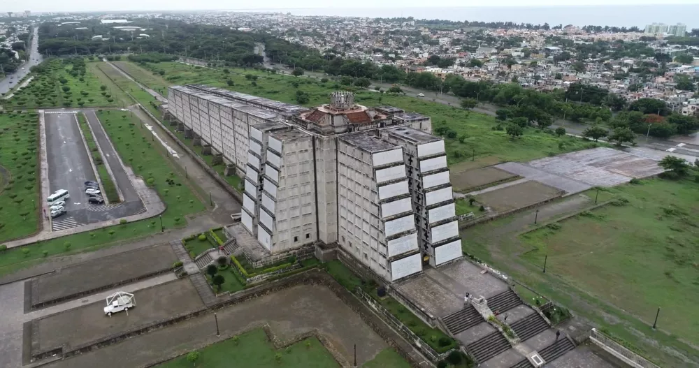 Маяк Колумба — архитектурный памятник и главная достопримечательность Доминиканской Республики