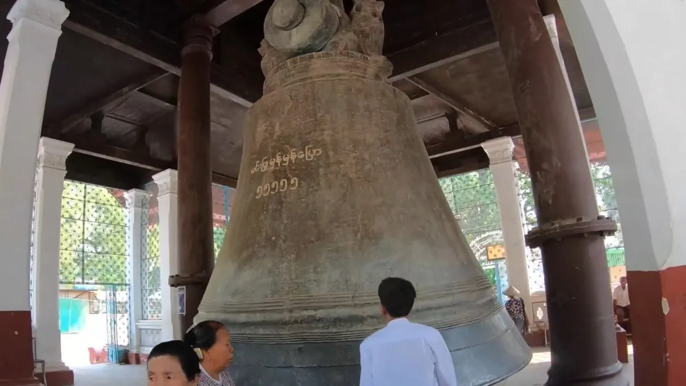 Мингунский колокол - самый большой действующий колокол в мире