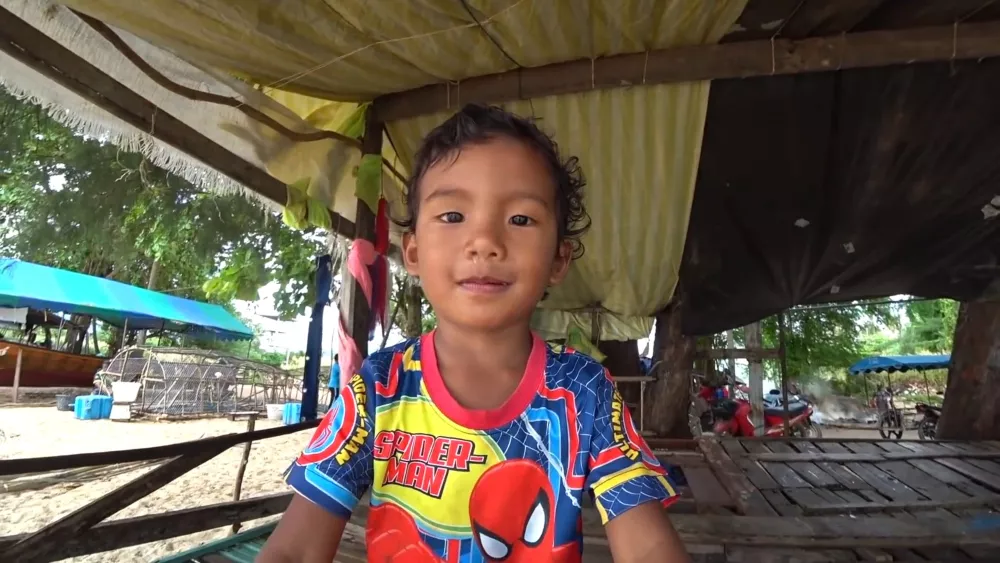 Настоящие лица тайцев