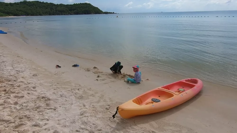 Отдых на пляжах вместе с семьей