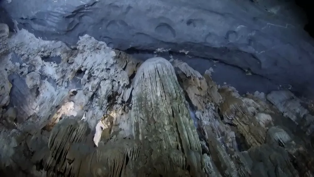 Пещеры Фонгня-Кебанг