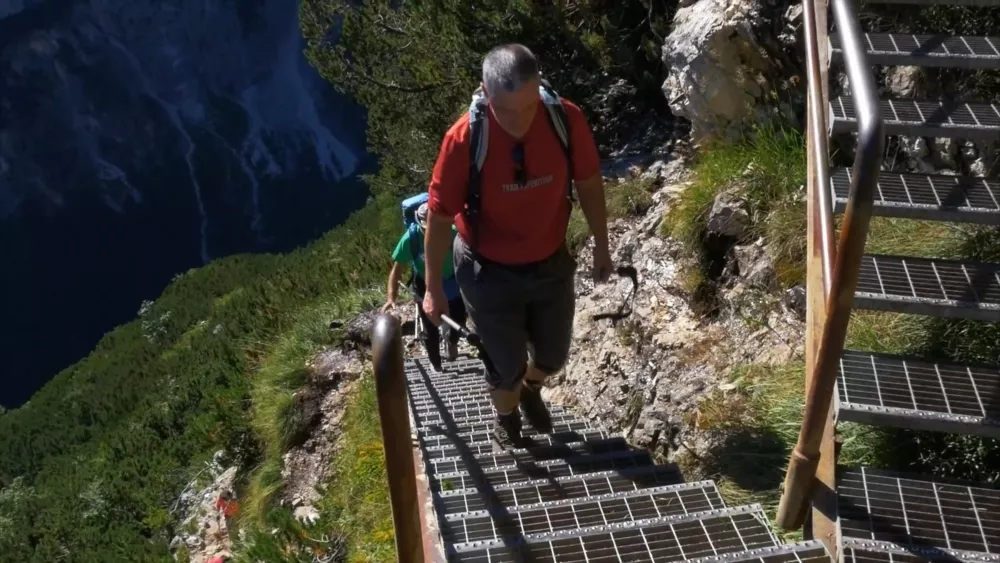 Поход по берегам озера Лаго ди Сорапис