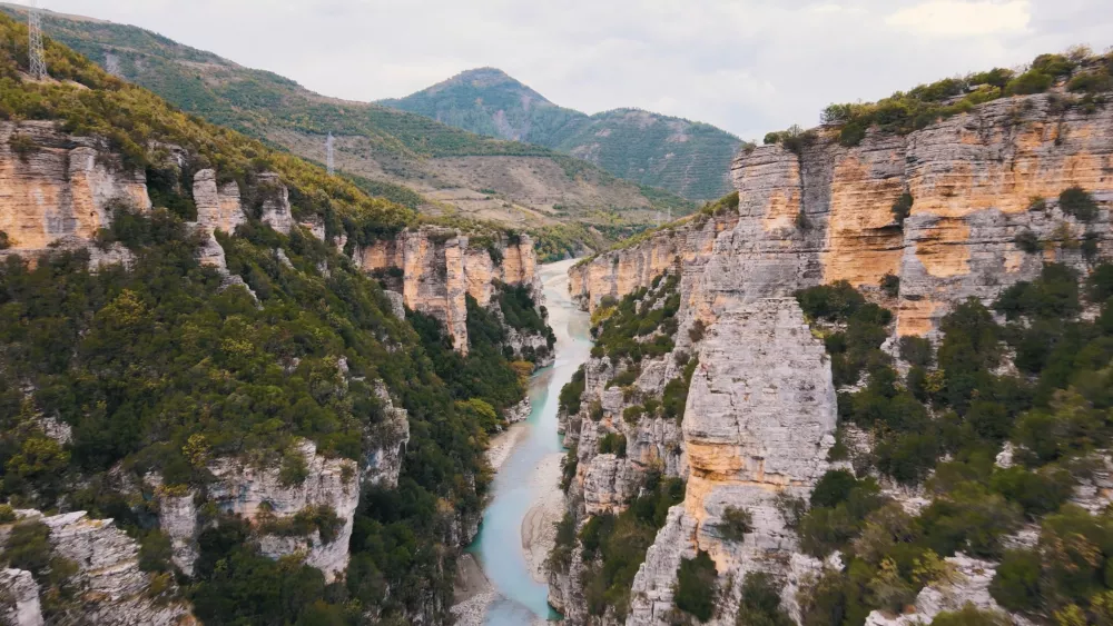 Природные достопримечательности Албании