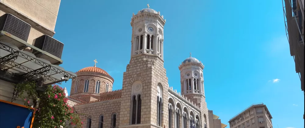 Разнообразие архитектурных стилей в Греции