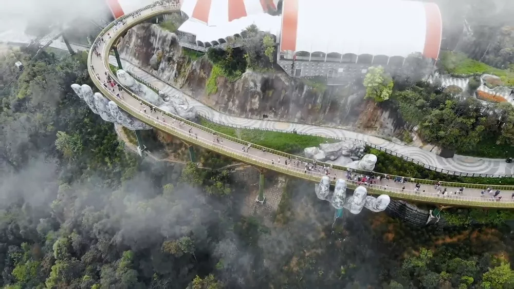 Золотой мост с высоты птичьего полета