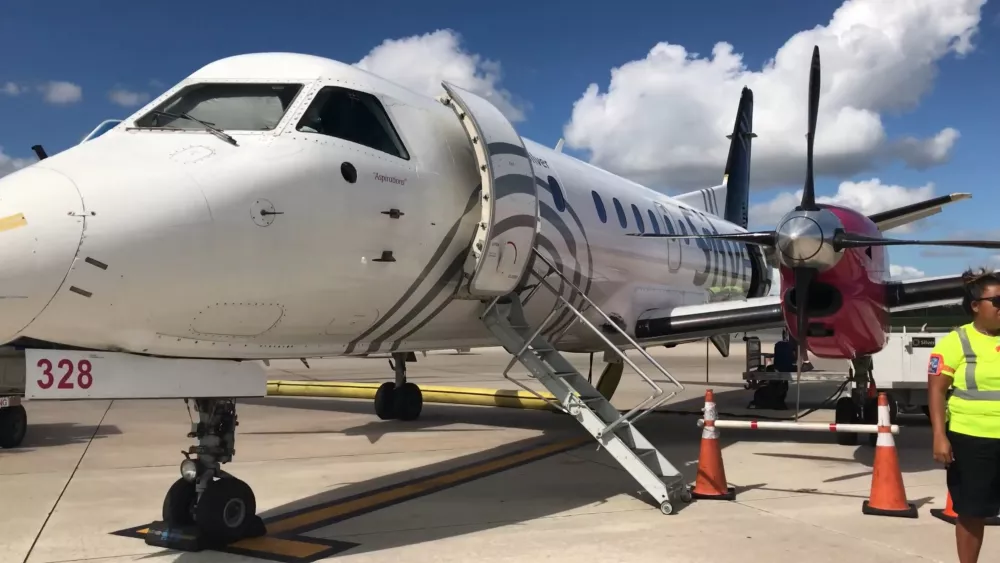 Saab 340 — пассажирский турбовинтовой самолёт шведской фирмы Saab AB