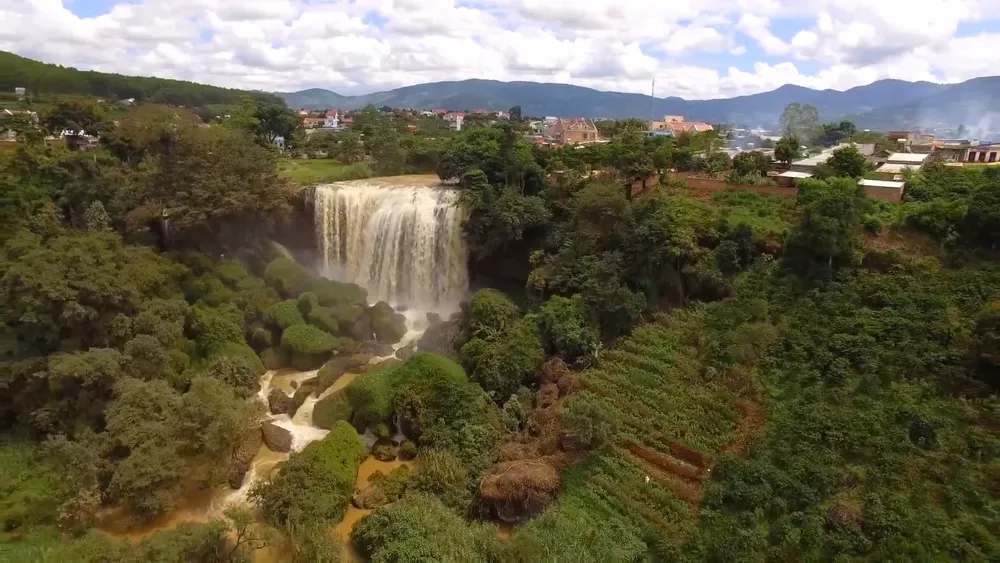 Слоновьи водопады