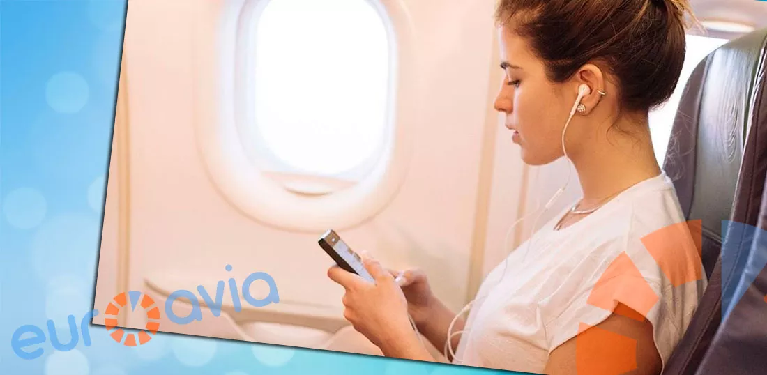 телефон на борту самолета