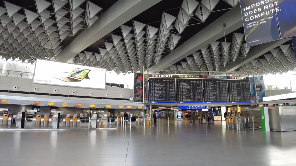 Аэропорт Франкфурт-на-Майне - главный терминал