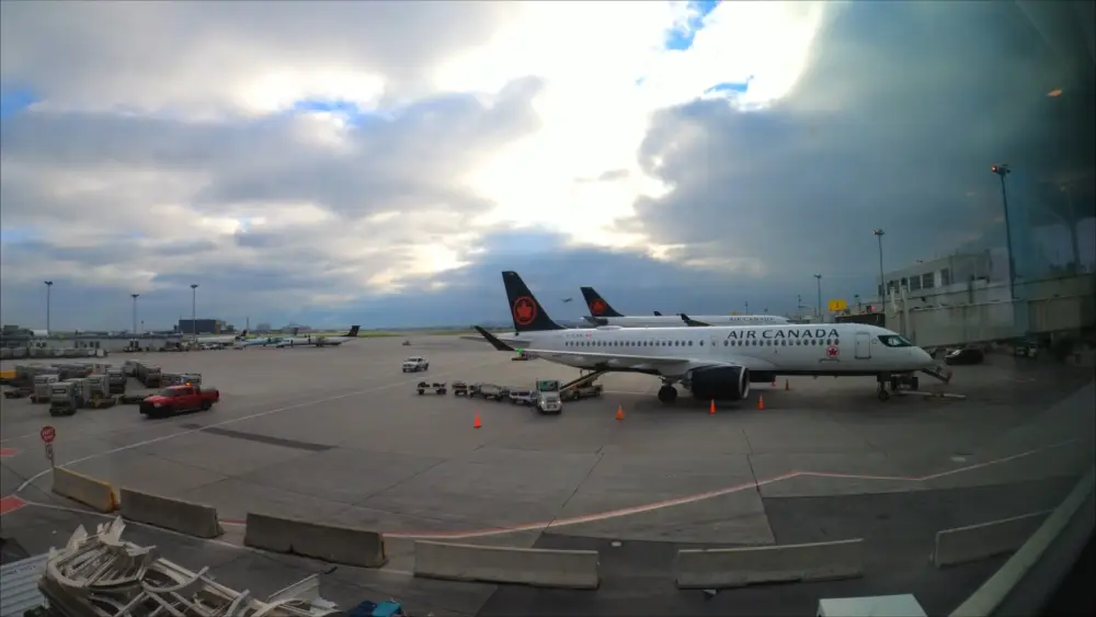 Разгрузочно-погрузочный терминал аэропорта Монреаль