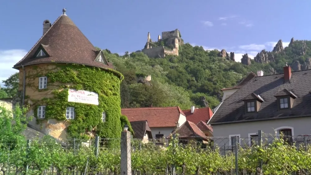 Вид на башню Дюрнштайн