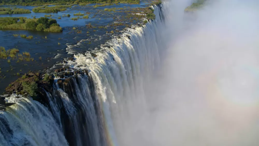Водопад Виктория в Замбии