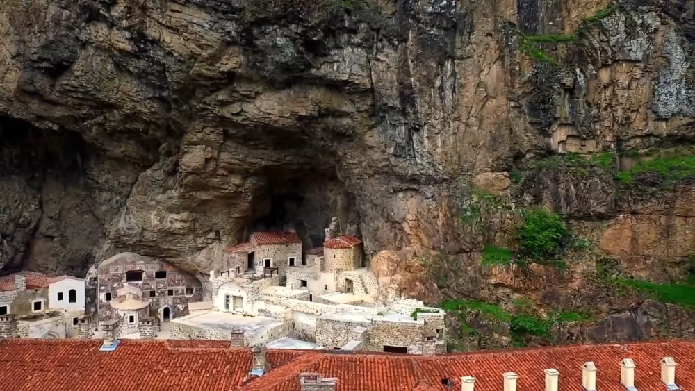 Высокогорный монастырь Пресвятой Девы Марии