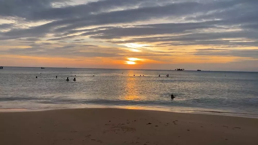 Закат на острове Фукуок